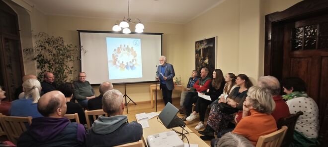 Ca. 80 Besucher kamen zu Horst Raschs Vortrag. Foto: Kroemke