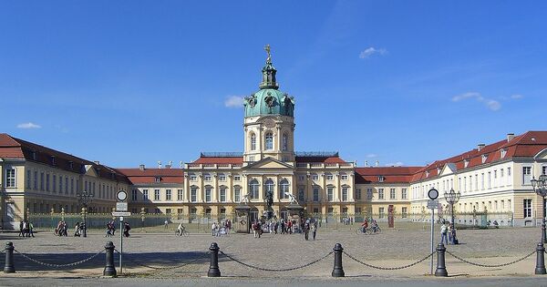 Schloss Charlottenburg (Wikimedia Commons)