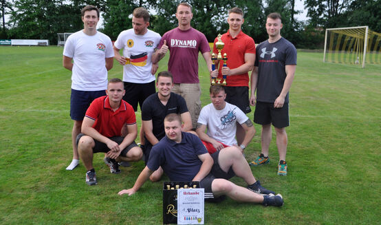 1.Platz und gewinner des Fußball-Cups: der Boxclub-Radeburg