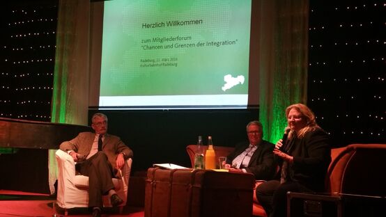 Podiumsdiskussion mit Reusch, Mackenroth und Hermenau (v.l.)